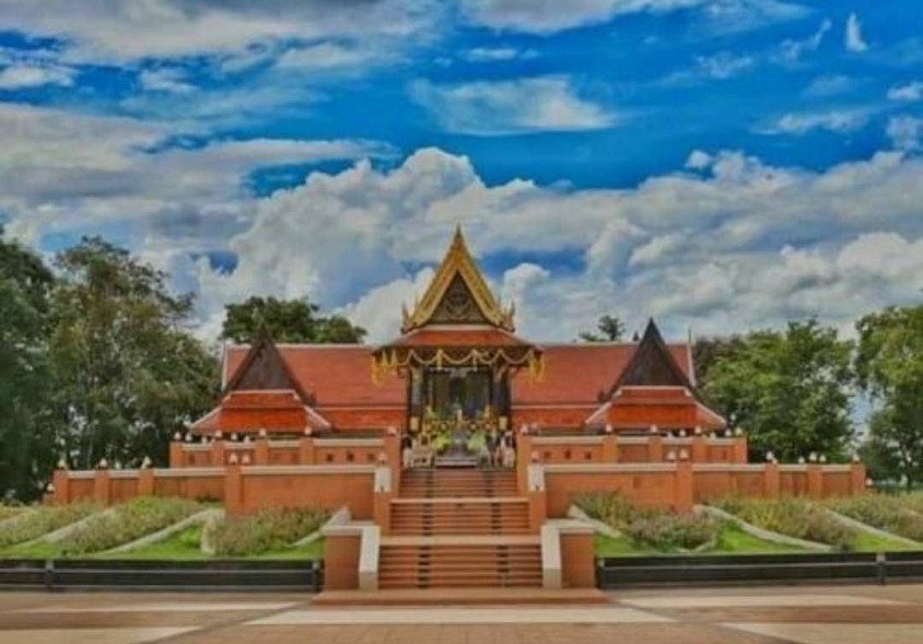 taxi service 0647208524 รับส่ง สนามบิน